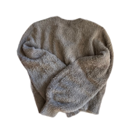 Aritzia Sunday Best Fuzzy Kitten Sweater Size S - Picture 3 of 6